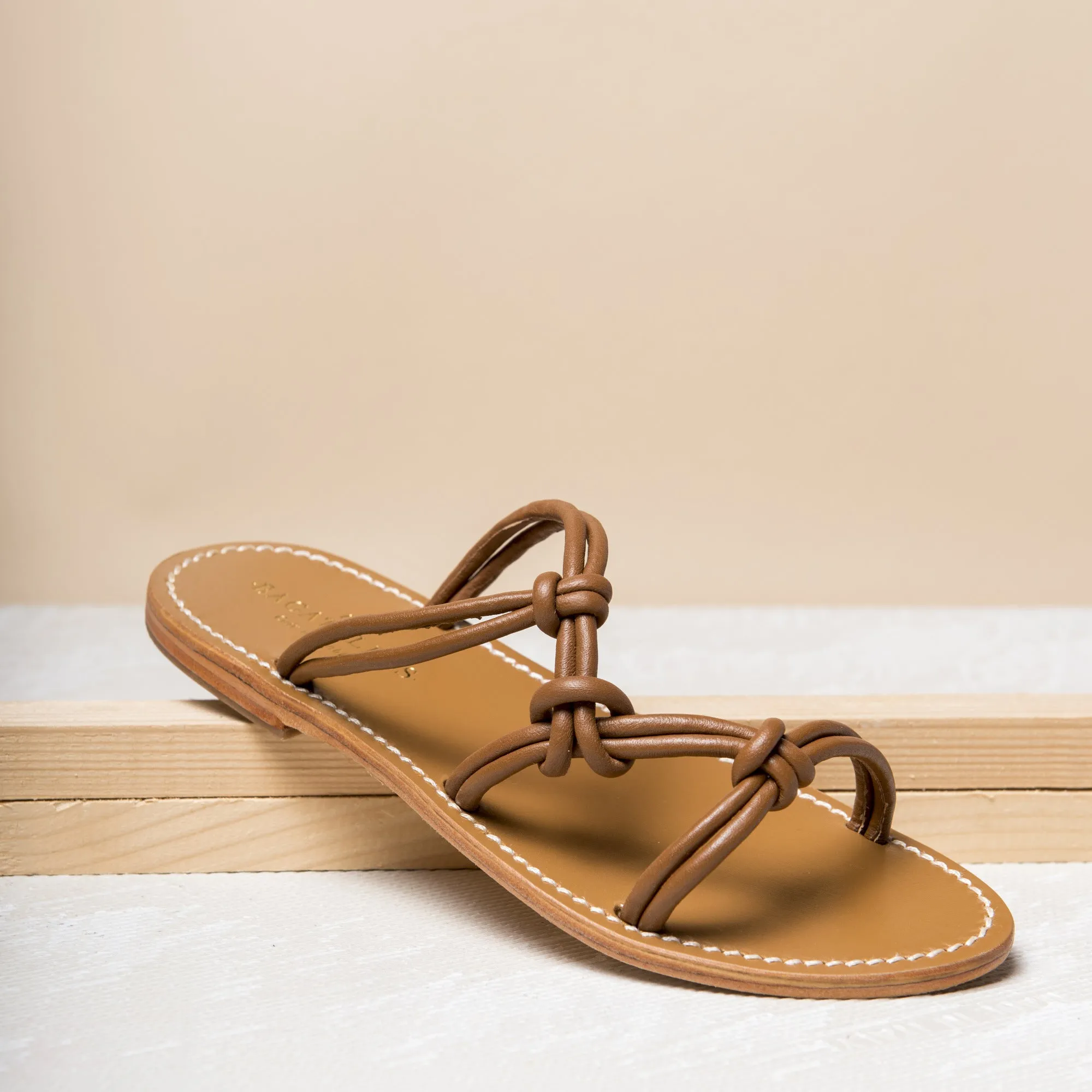 RYLEE Mule brillante en cuir